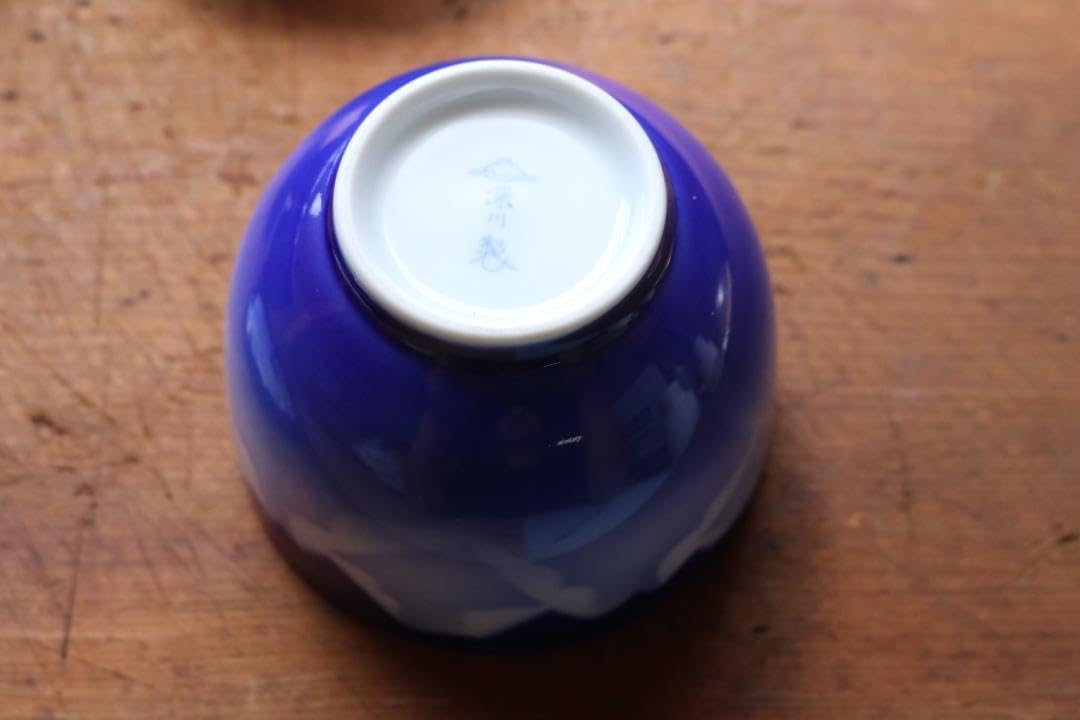 【新品未使用】深川製磁　高級茶器　湯呑み5客セット　宮内庁御用達　ブルー蓋付き Amazon.co.jp: 深川製磁 5客 蓋付湯呑み揃え 宮内庁御用達 瑠璃